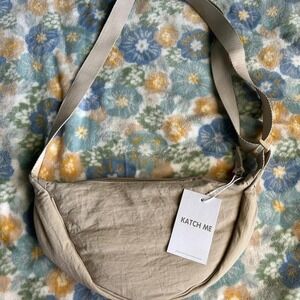 Beige Katch Me shoulder Bag - Never worn - NWT YHA7386-Beige